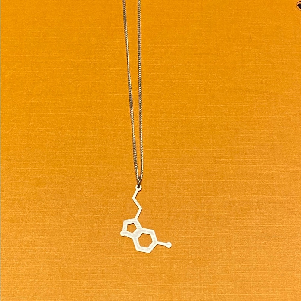Serotonin necklace